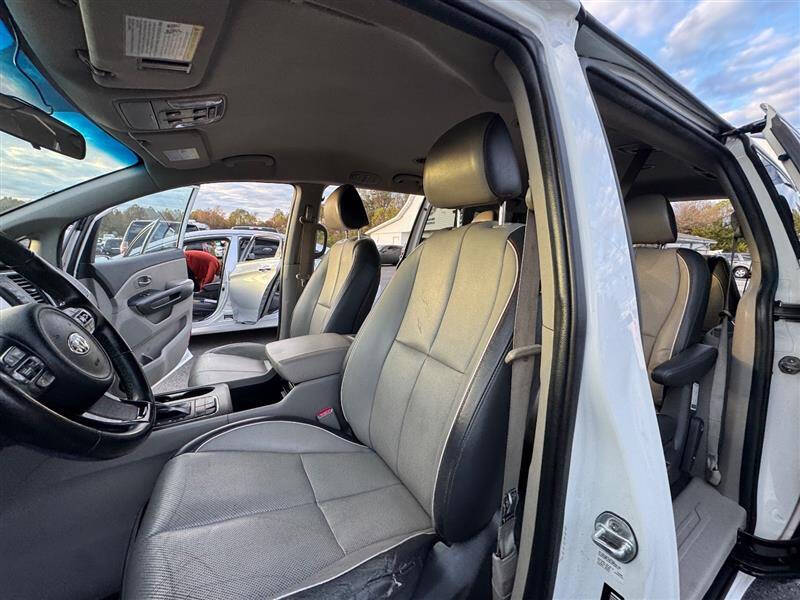 2016 Kia Sedona LX