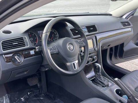 2015 Volkswagen Passat 2.0L TDI SEL Premium