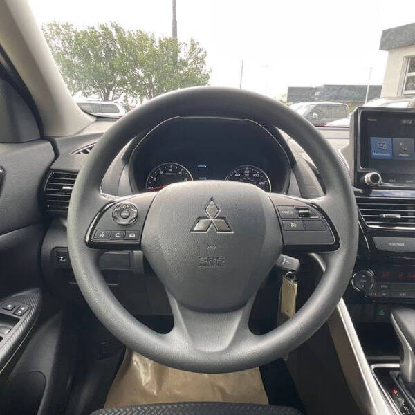 2026 Mitsubishi Eclipse Cross ES