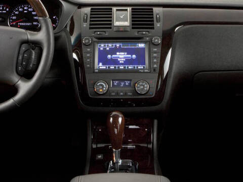 2010 Cadillac DTS Luxury Collection