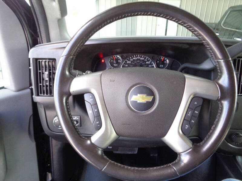2017 Chevrolet Express LT 3500