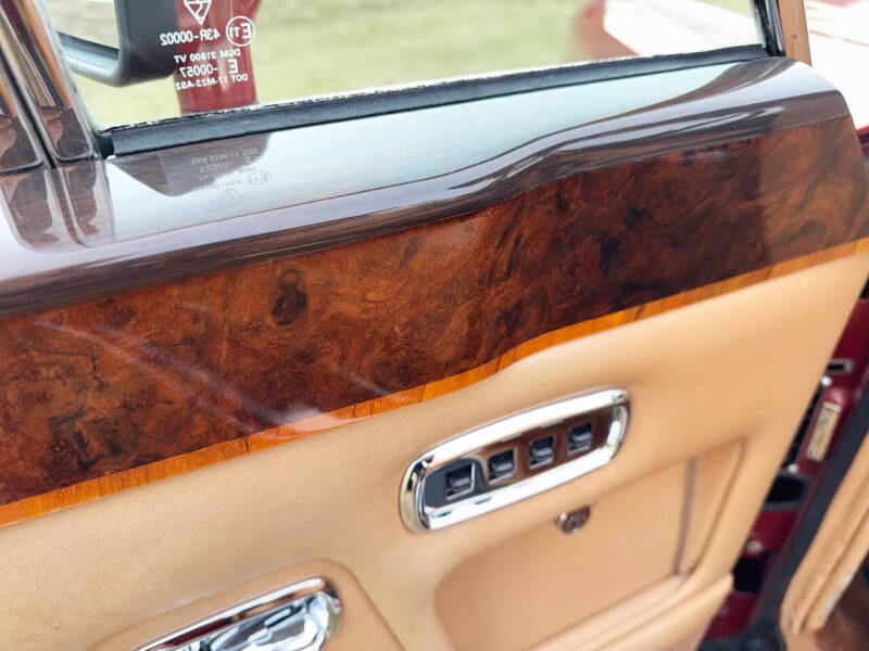 1985 Rolls-Royce Corniche