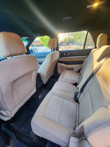 2016 Ford Explorer