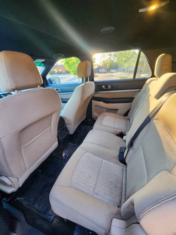 2016 Ford Explorer