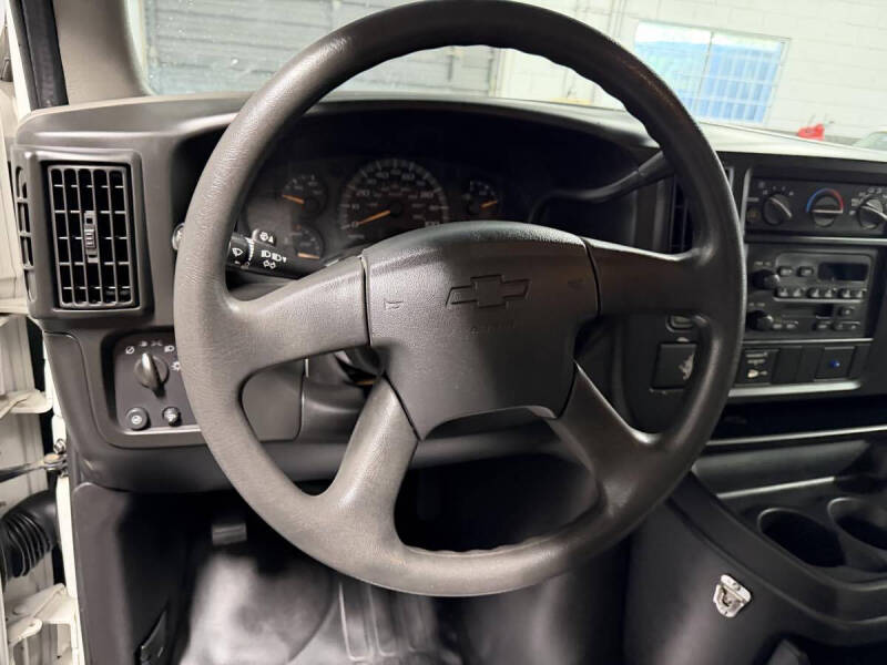 2004 Chevrolet Express 3500