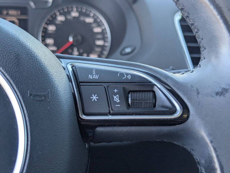 2016 Audi Q3 2.0T quattro Premium Plus