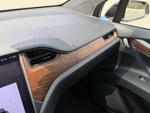 2020 Tesla Model X Long Range