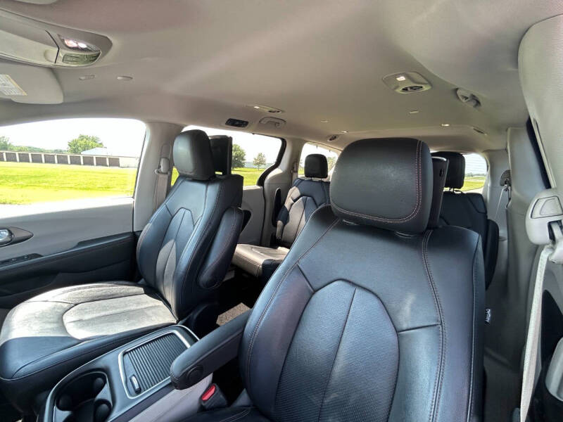 2020 Chrysler Pacifica Touring L Plus