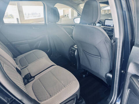 2021 Ford Escape Hybrid SE