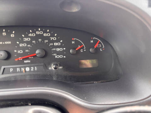 2006 Ford E-Series E-250