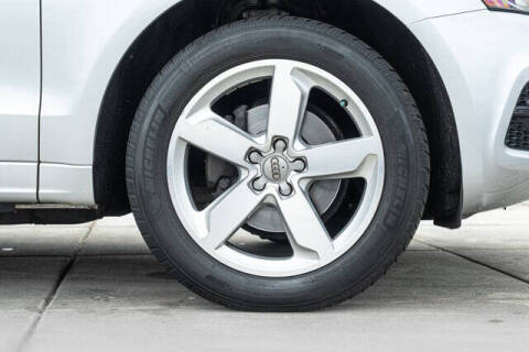 2012 Audi Q5 3.2 quattro Premium Plus