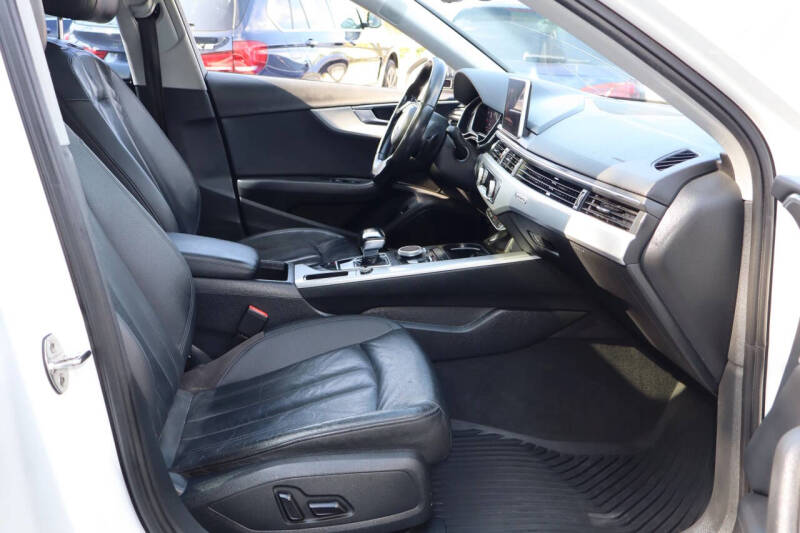 2017 Audi A4 2.0T quattro Premium Plus