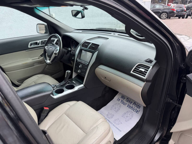 2011 Ford Explorer XLT