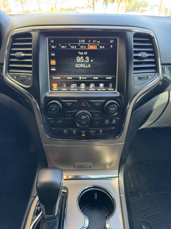 2017 Jeep Grand Cherokee Laredo