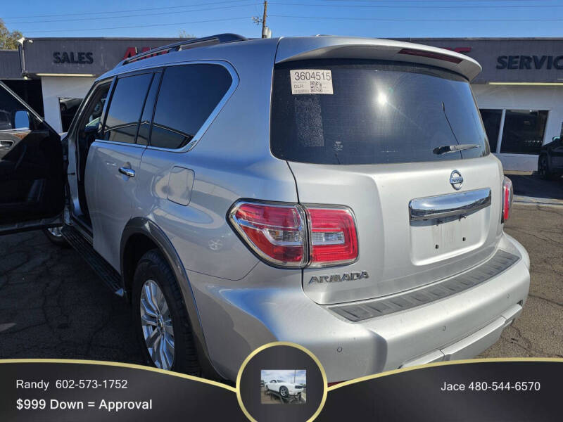 2018 Nissan Armada SV photo 4