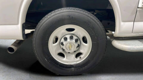 2024 Chevrolet Express 2500