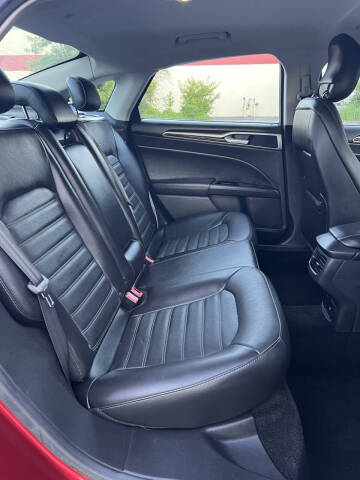 2014 Ford Fusion Hybrid SE