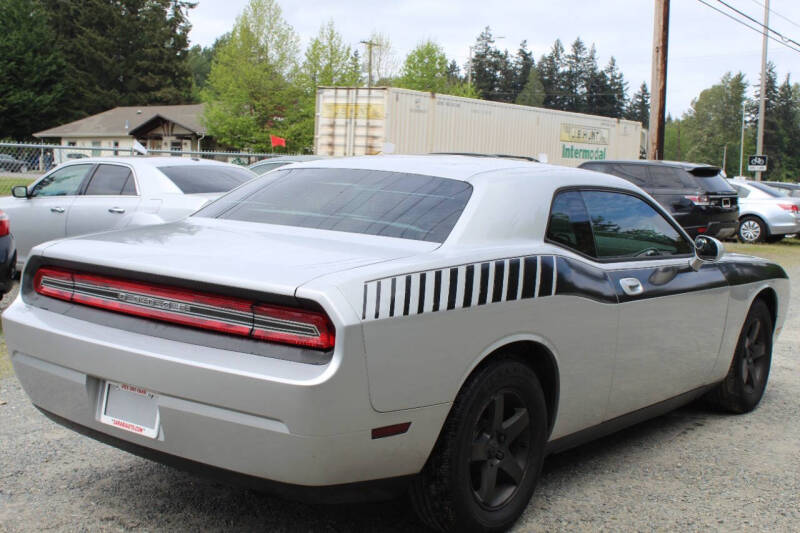 2010 Dodge Challenger SE