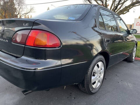 2001 Toyota Corolla LE