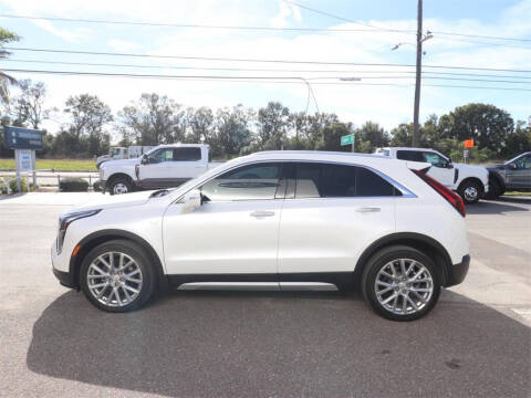 2022 Cadillac XT4 Premium Luxury