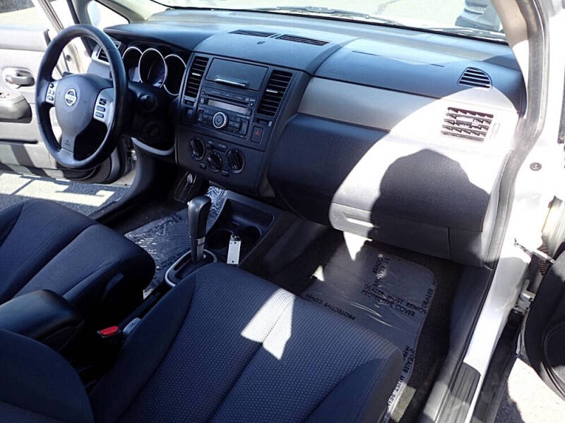 2008 Nissan Versa 1.8 S