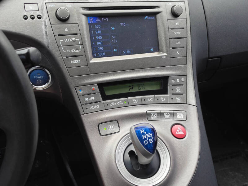2012 Toyota Prius Two