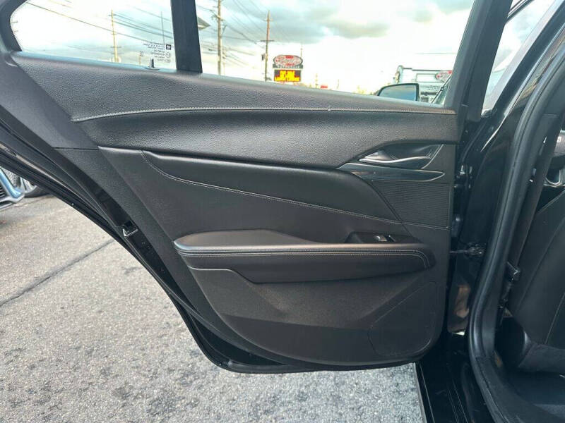 2023 Cadillac CT4 Luxury