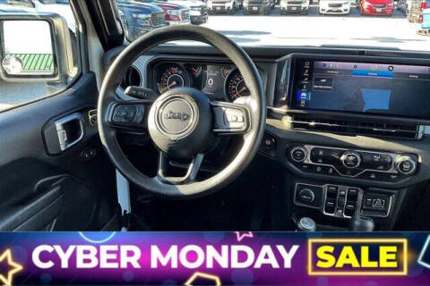 2024 Jeep Gladiator NightHawk