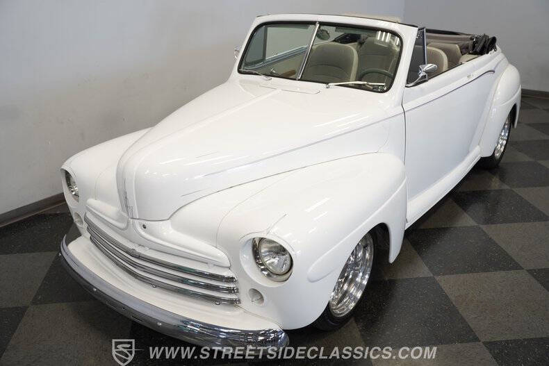 1947 Ford Deluxe