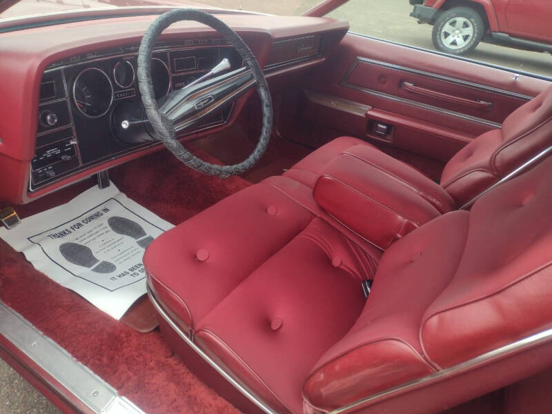 1972 Ford Thunderbird