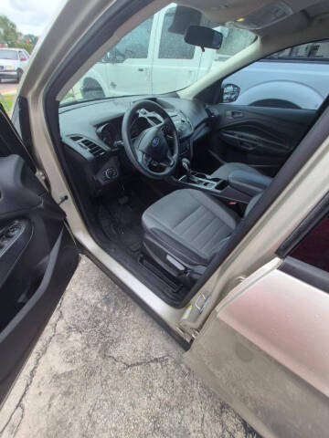 2017 Ford Escape S