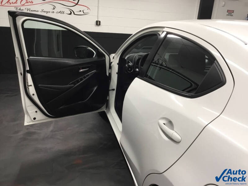 2019 Toyota Yaris LE