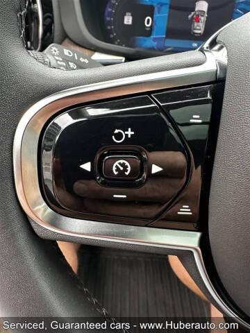 2023 Volvo XC60 B5 Plus Dark Theme