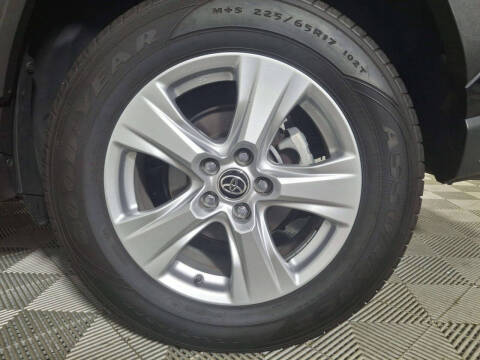 2021 Toyota RAV4 Hybrid LE