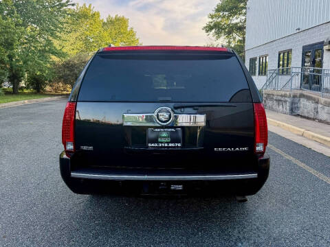 2011 Cadillac Escalade ESV Luxury