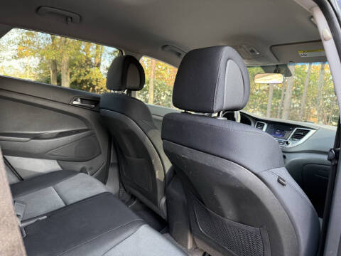 2016 Hyundai Tucson SE