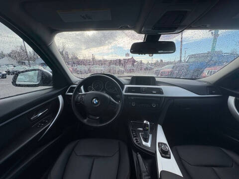 2013 BMW 3 Series 328i