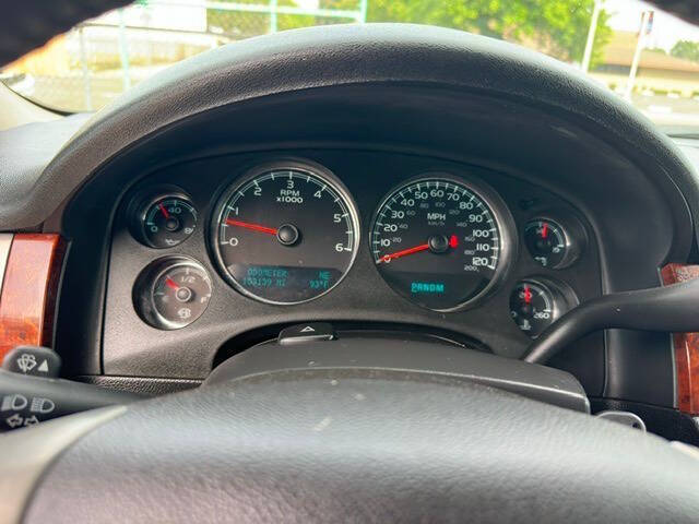 2011 Chevrolet Avalanche LT