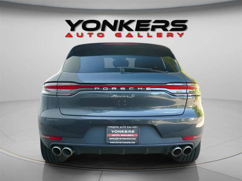 2021 Porsche Macan S