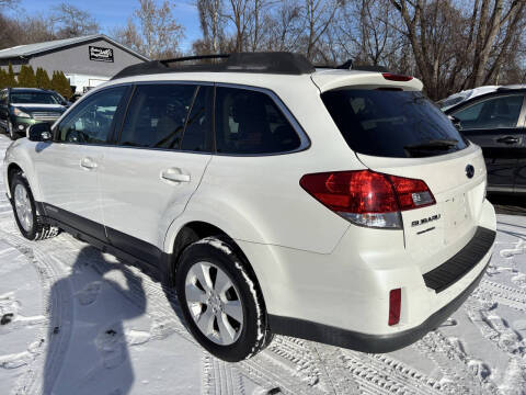2011 Subaru Outback 2.5i Limited