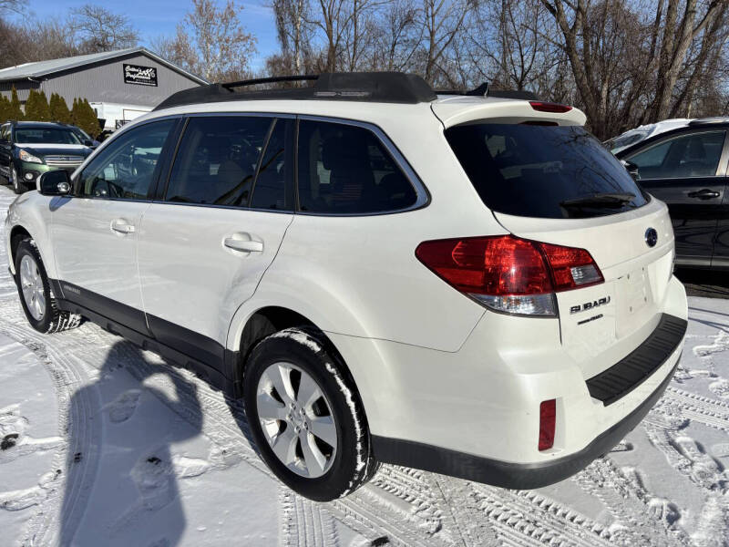 2011 Subaru Outback 2.5i Limited