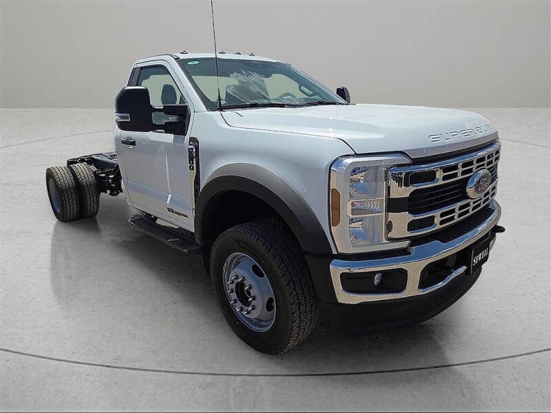 2025 Ford F-600 Super Duty