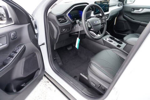 2026 Ford Escape Hybrid Platinum