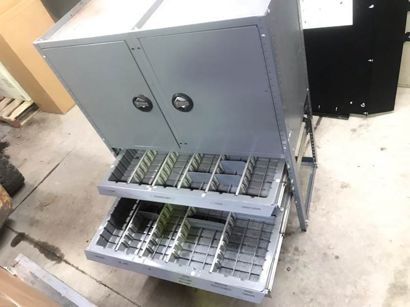 2013 LADDER RACK/SHELVING ADRIAN