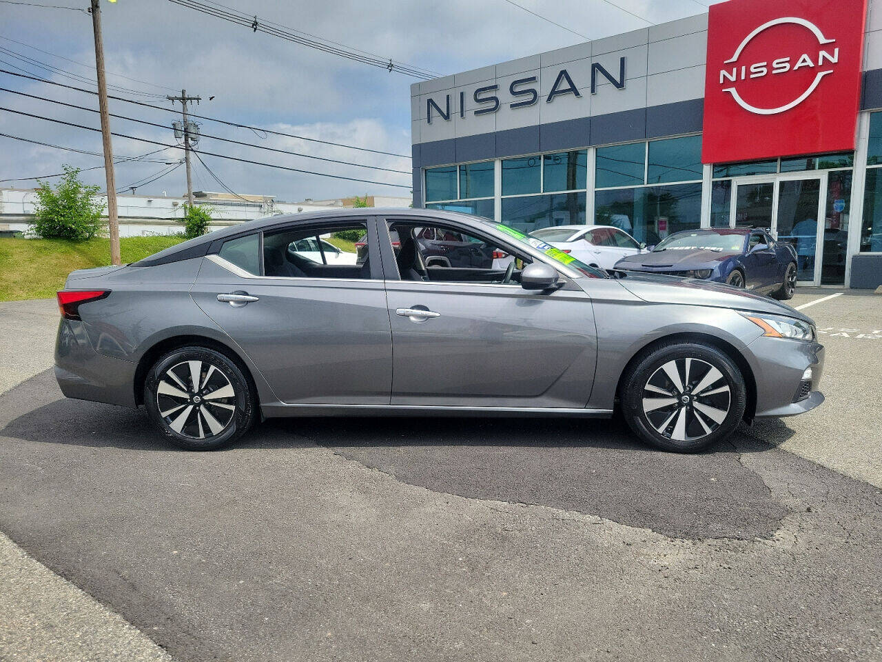 2021 Nissan Altima for sale at HILLTOP NISSAN in East Hanover, NJ