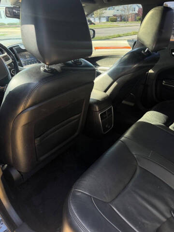 2014 Chrysler 300