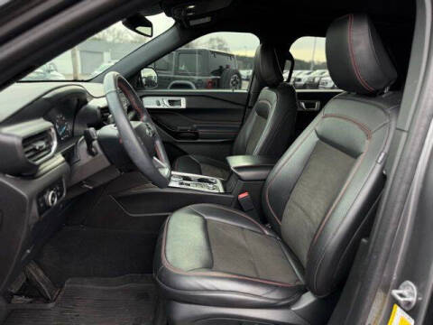 2024 Ford Explorer ST-Line