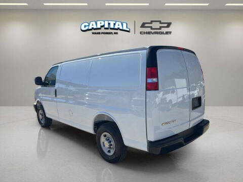2025 Chevrolet Express 2500