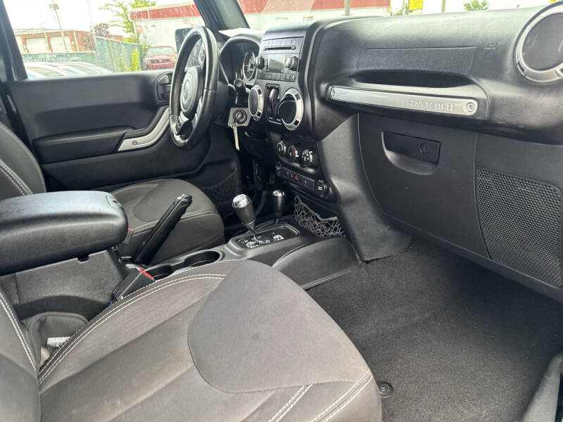2015 Jeep Wrangler Sahara