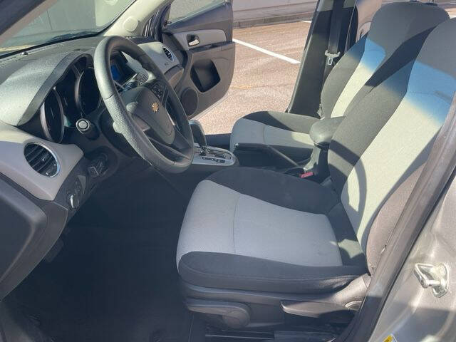 2011 Chevrolet Cruze LS